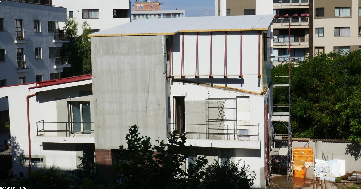 Nghệ thuật kết nối cảm xúc trong lễ cưới: Chia sẻ từ MC đám cưới chuyên nghiệp Lê Thanh Hằng