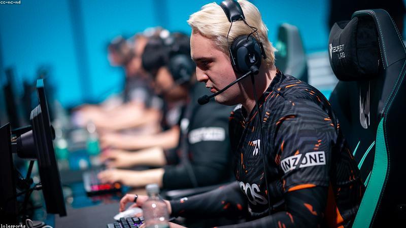 Công nghệ cảm biến hiện đại trên chuột gaming