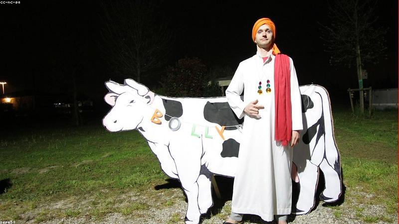 Gặp gỡ những người bạn mới tại không gian chung