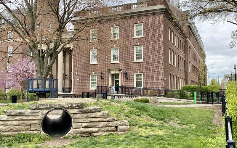 Chăm sóc trẻ tại bệnh viện