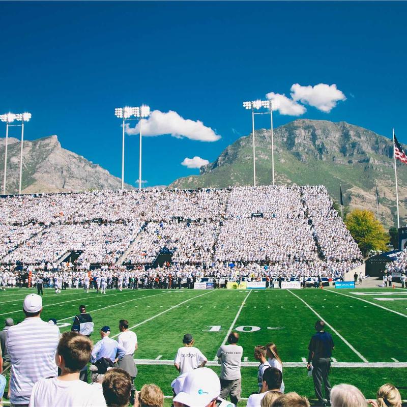 Kính Mát Unisex Chống Tia UV400 Cao Cấp 4