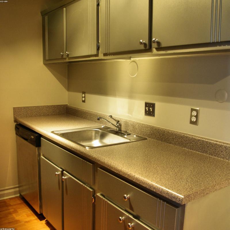 Bàn Giám Đốc Gỗ Veneer Cao Cấp Elite-D01