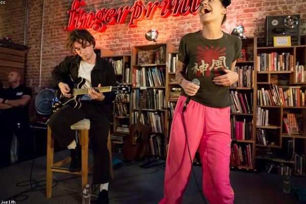 Cửa hàng đĩa nhạc