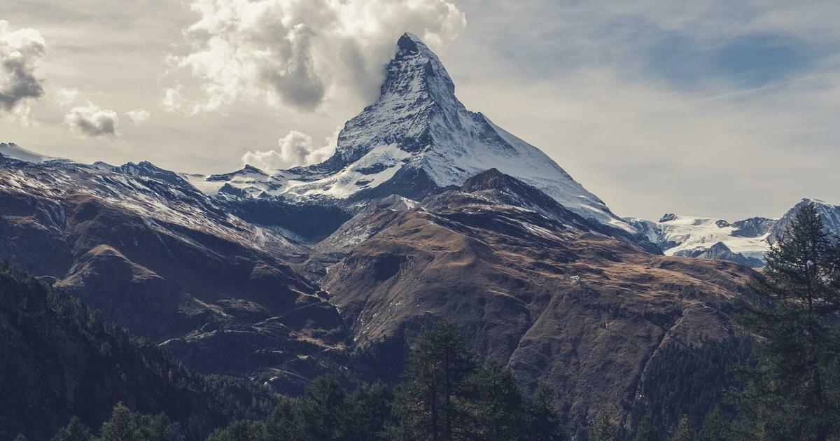 Hướng dẫn thiết kế website tự động toàn diện bằng AI chỉ với 5 bước đơn giản