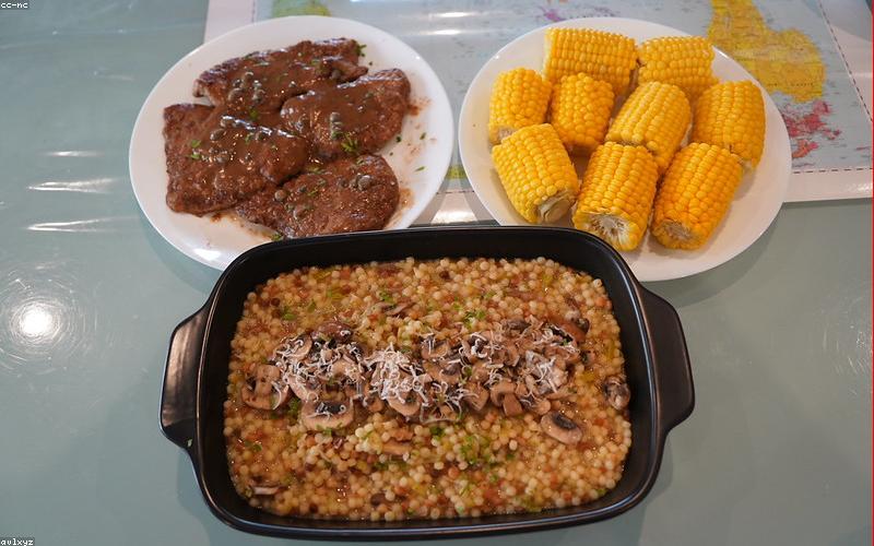 Wagyu A5 Steak tại Velvet Lounge