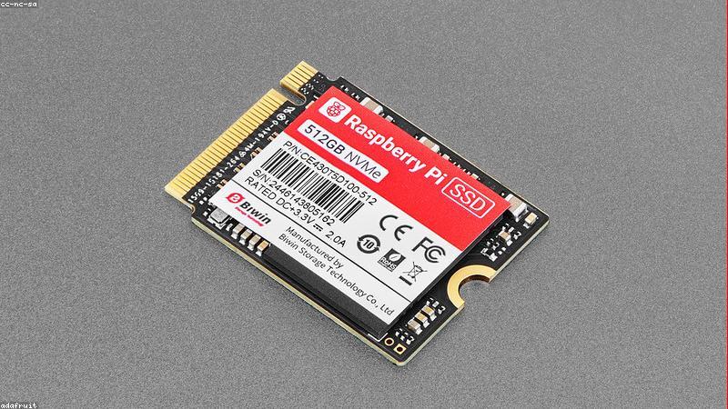 So sánh ổ cứng SSD NVMe và SATA cho máy tính