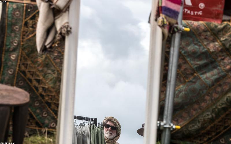 Chất liệu vải co giãn chuyên dụng