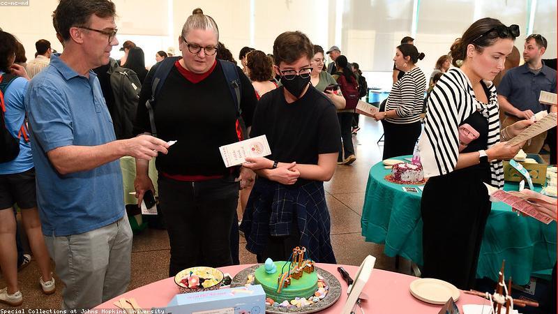 Chi tiết các phụ kiện tinh tế trong bộ kit