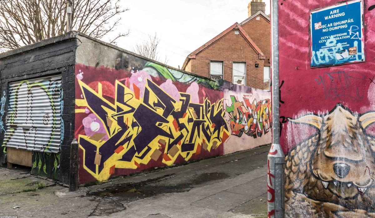 Nghệ sĩ biểu diễn