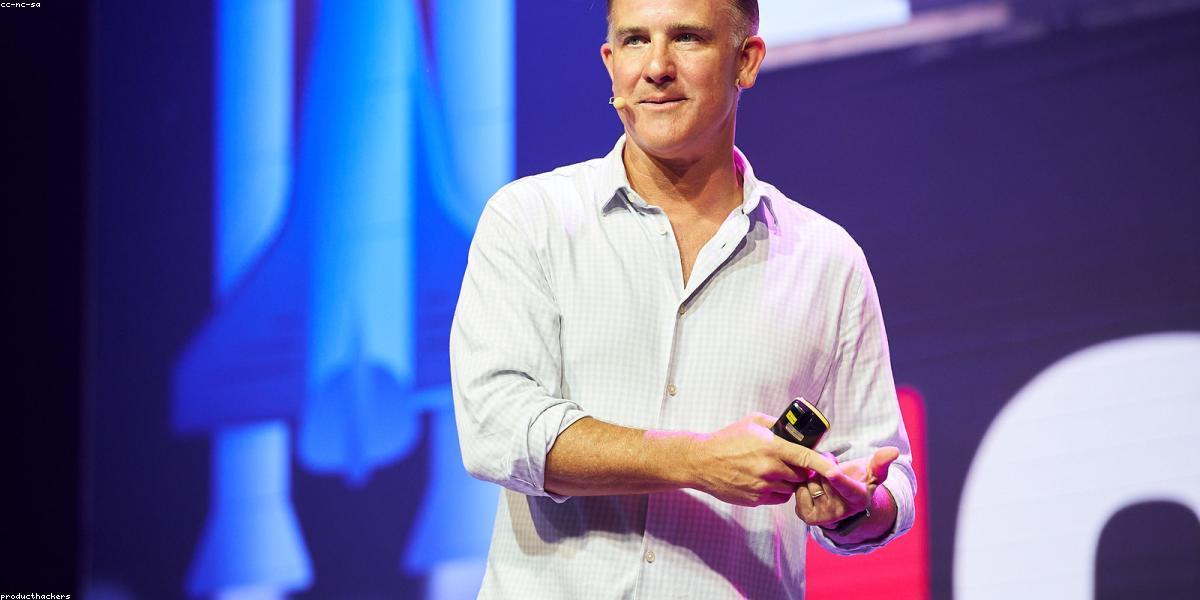 Phân tích công nghệ AI trong thiết kế website