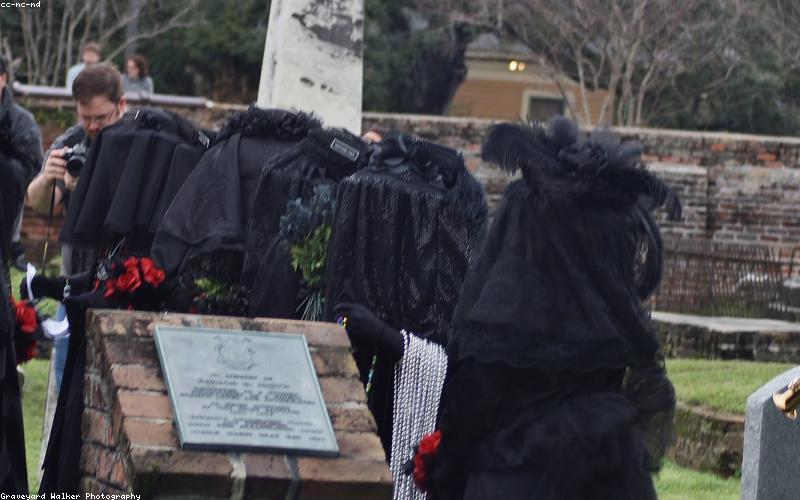 Chi tiết hạt đá thủ công