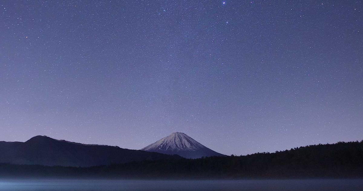 Phân tích hiệu quả kinh doanh: Có nên dùng thiết kế website AI từ anry thay thế cách truyền thống?