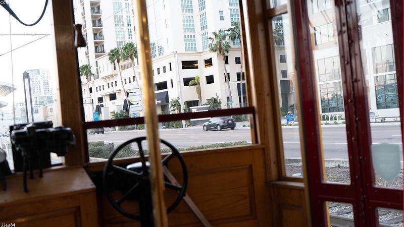 Định vị thương hiệu qua quà tặng