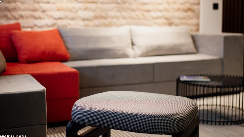 Không gian bếp hiện đại với đồ tre