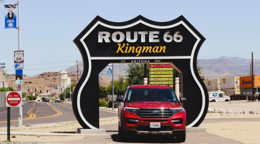 Sản phẩm chống nắng trên kệ hàng