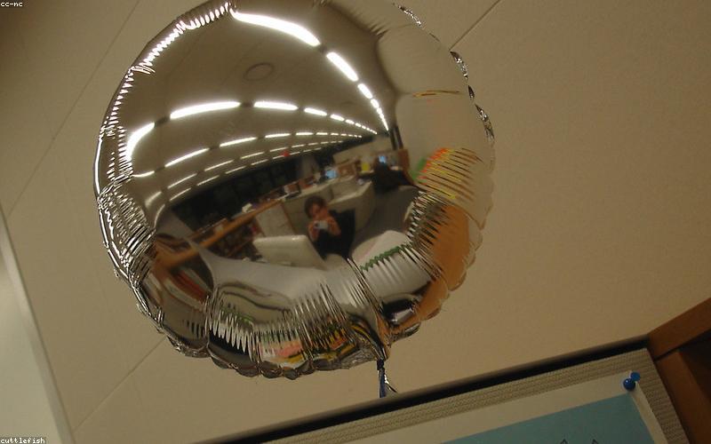 Ghế công thái học hỗ trợ làm việc