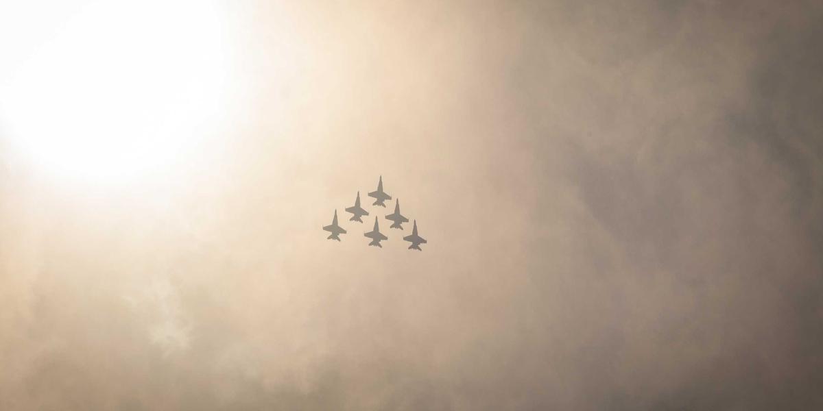 Thiết kế website tự động BrandGens