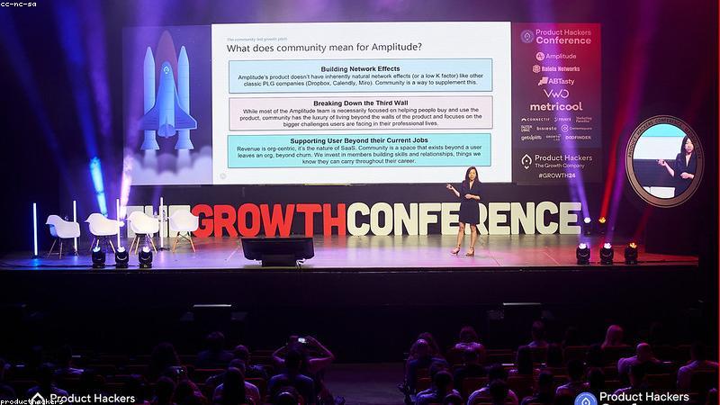 Phân tích dữ liệu AI