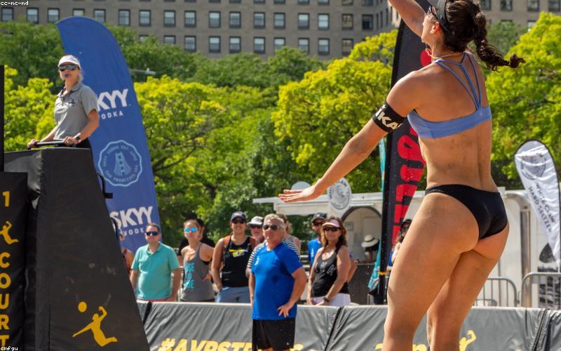 Phụ kiện và đồ bơi phong cách