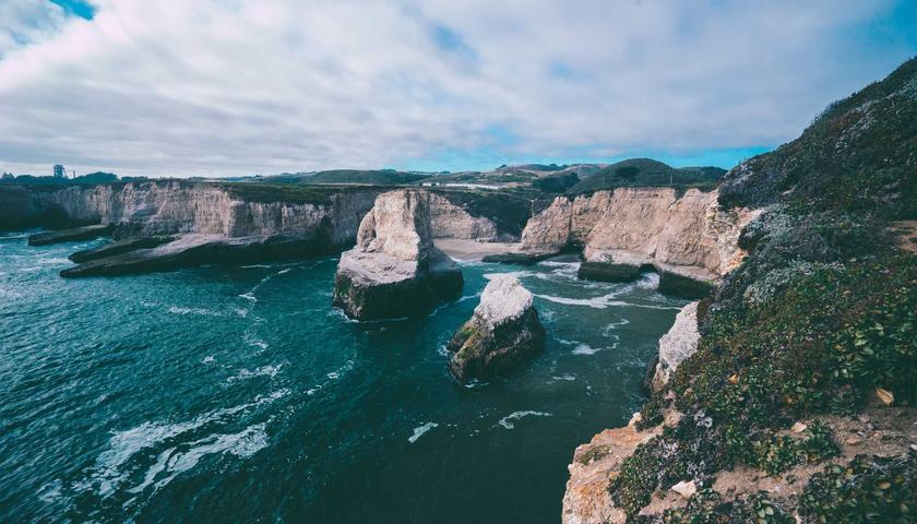 Xu hướng thiết kế nội thất Eco-cyber 2026