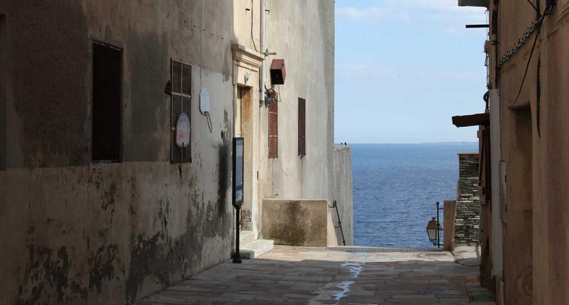 Trang bị đầy đủ giúp người chơi tự tin giải tỏa căng thẳng