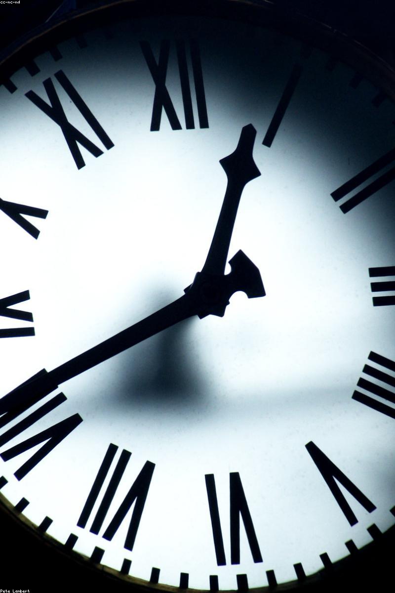 Nghệ nhân thêu túi