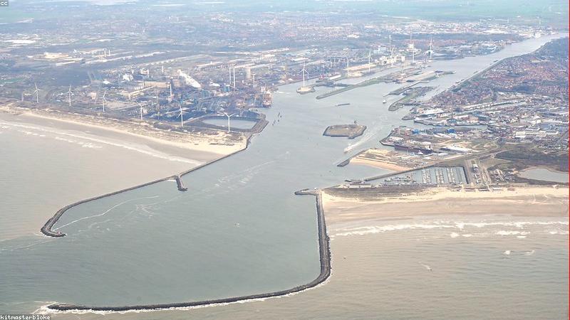 Bay flycam an toàn trên không