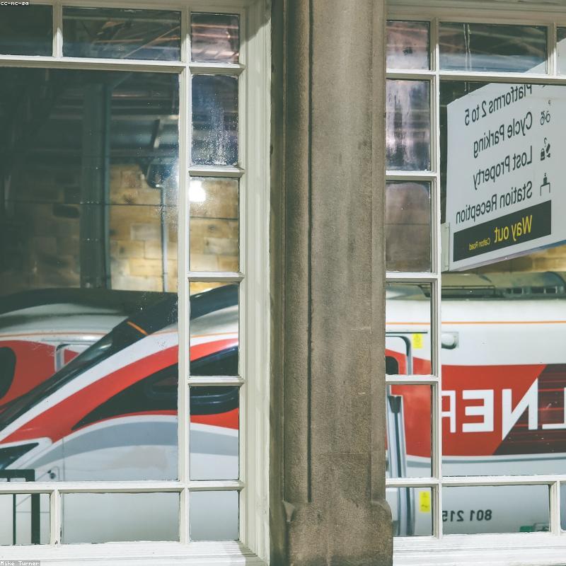 Son Thỏi Lì MAC Matte Lipstick Retro Red