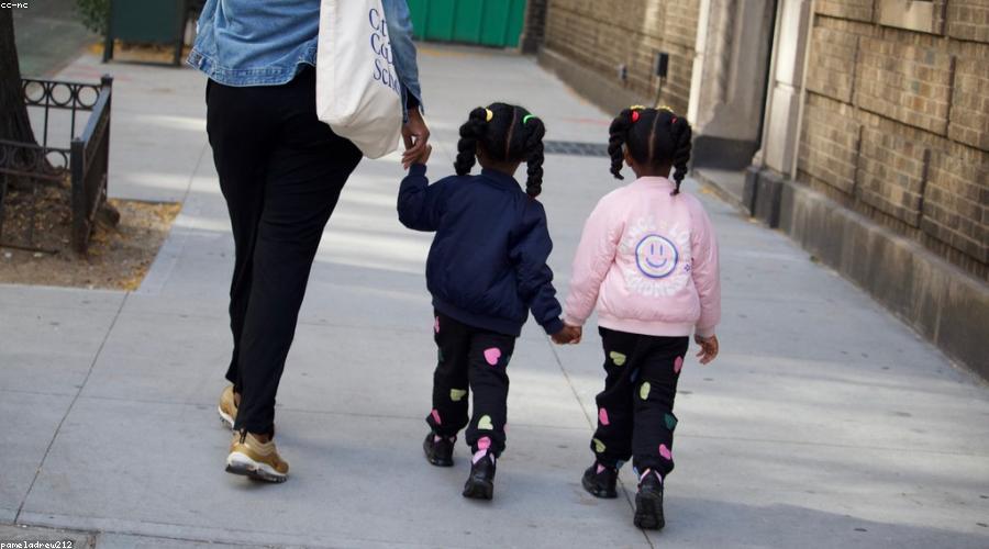 Làng lụa truyền thống