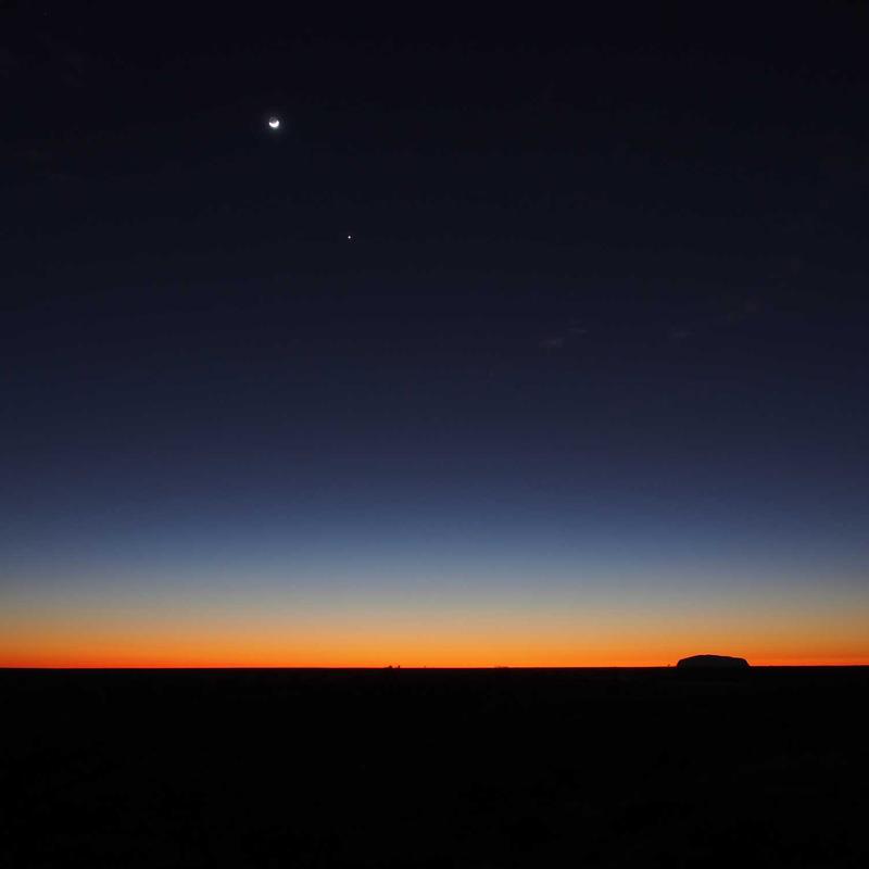 Hệ tủ bếp Infinity Carbon - Tủ bếp 2026 3