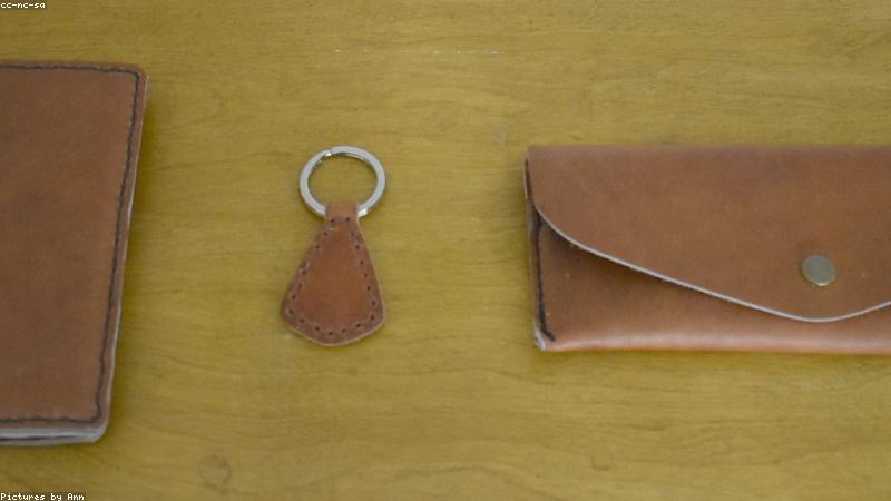 Ví da thủ công LeatherCraft Pro