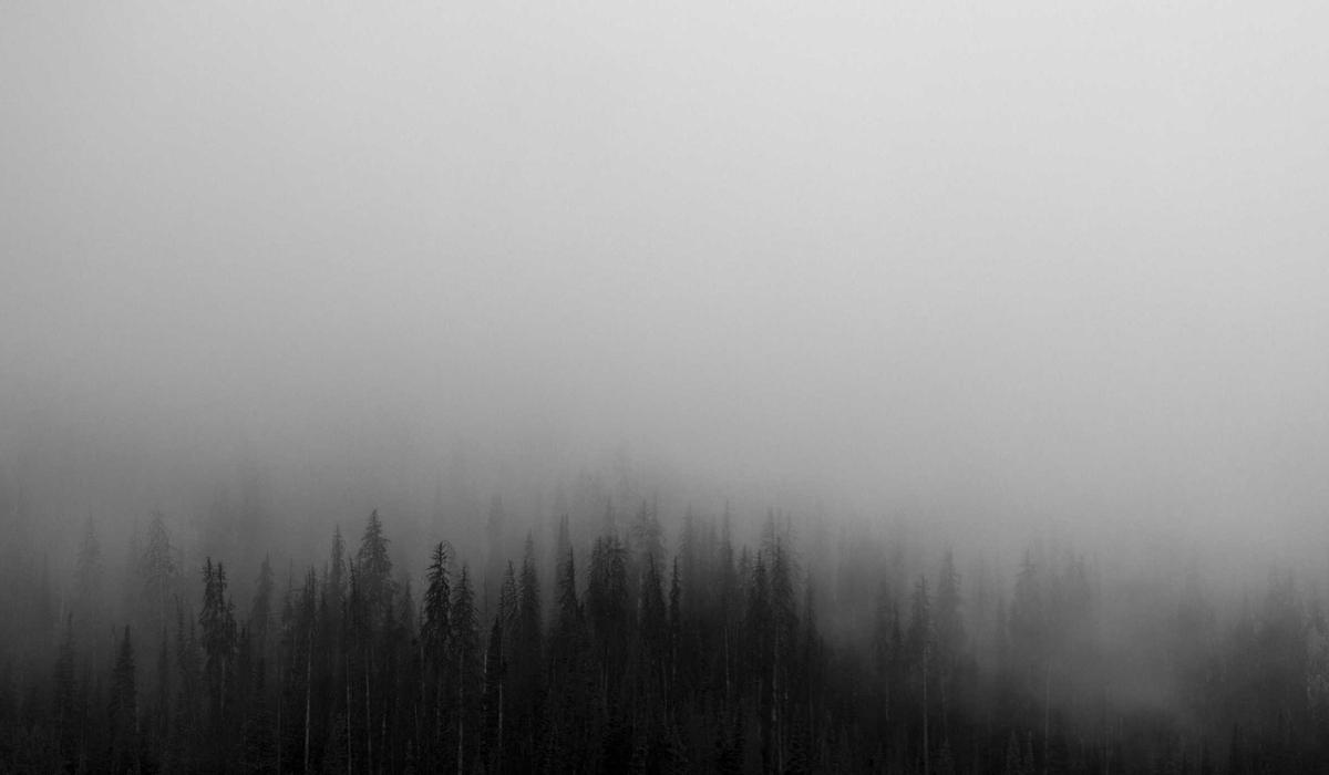 Balo sạc pin phối cùng outfit streetwear