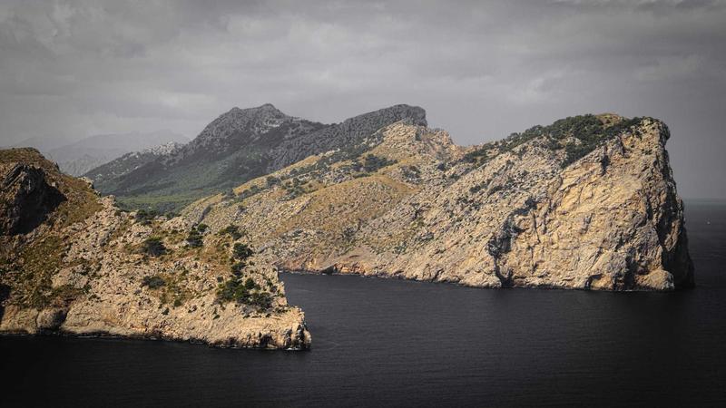 Concept mây bồng bềnh 2026