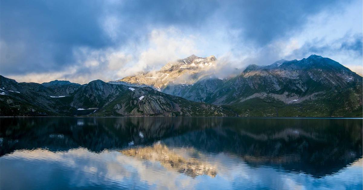 Phân tích trải nghiệm: Nên chọn tour câu cá hay lặn san hô khi du lịch đảo mùa này?