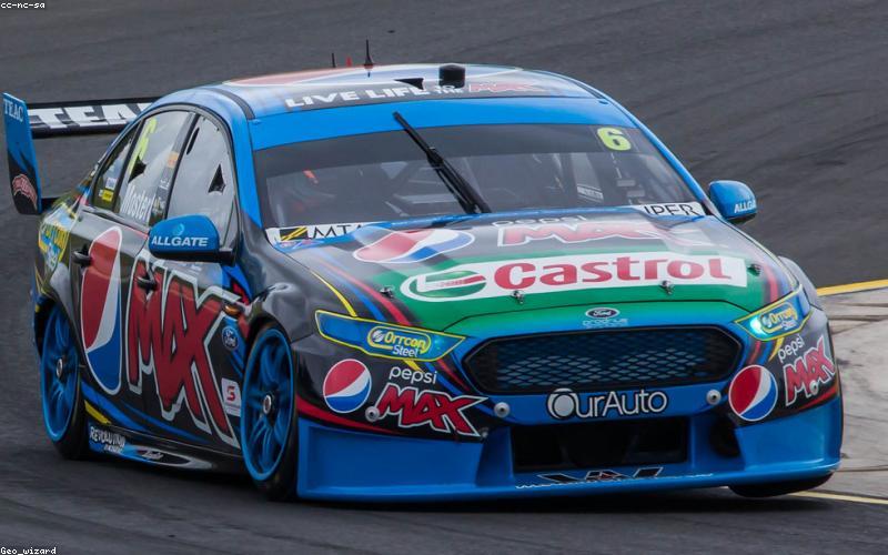 Kiểm tra mật ong với lửa