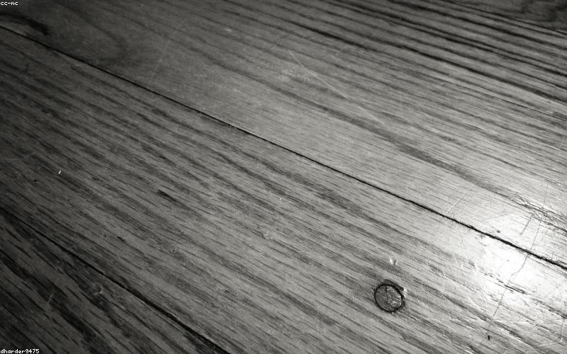 Minimalist Nails 2024