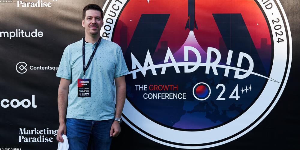 Phân tích dữ liệu bằng AI