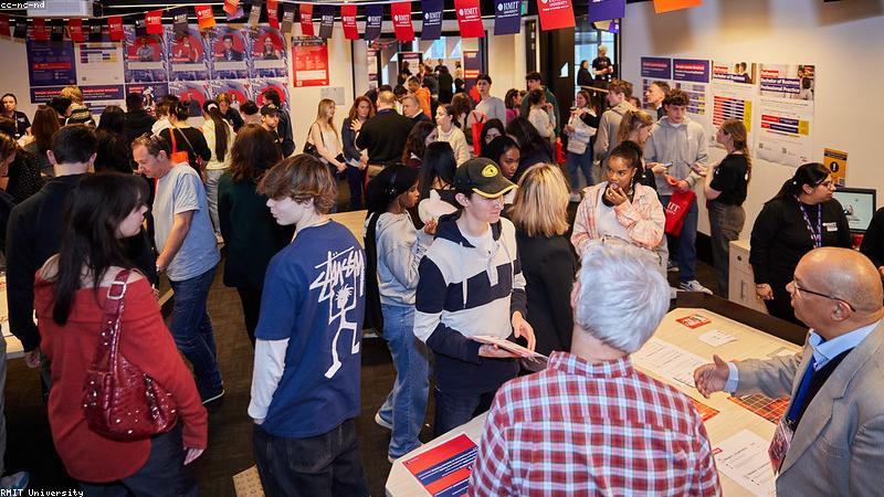 Học tập và nghiên cứu luật