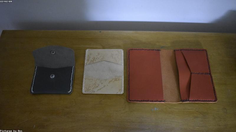 Sản phẩm ví da thật cao cấp