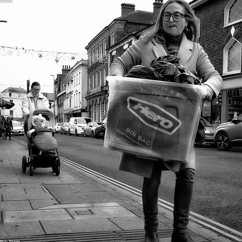 Hộp bảo mật cầm tay SafeBox Travel