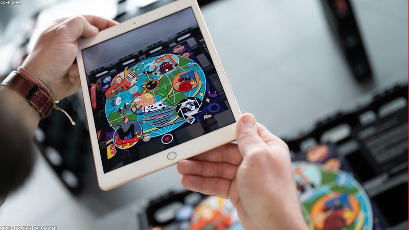 Công nghệ AR trong đồ chơi STEM