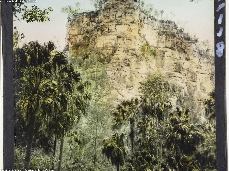 Đội thám hiểm hang động