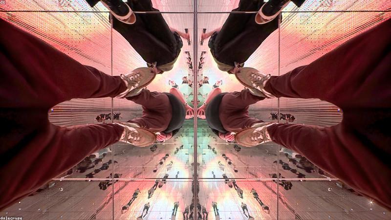 So sánh chất lượng hiển thị bảng thông minh và máy chiếu