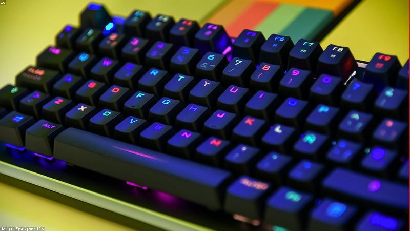 Bàn phím cơ gaming chuyên nghiệp