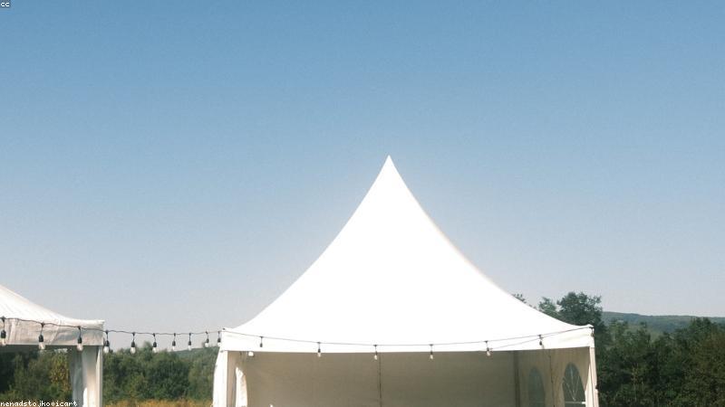 Không gian tiệc tại nhà ấm cúng với PartyKit VN