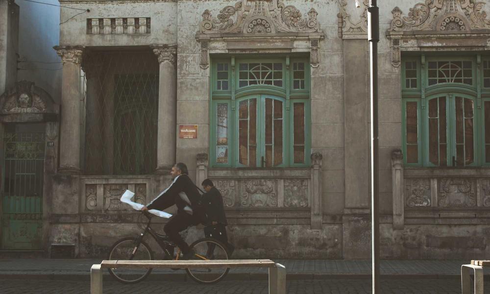 Hệ thống tưới tự động tích hợp IoT 2026