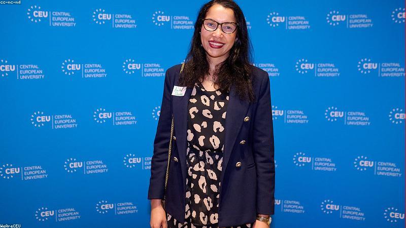 Mối quan hệ khách hàng và quà tặng