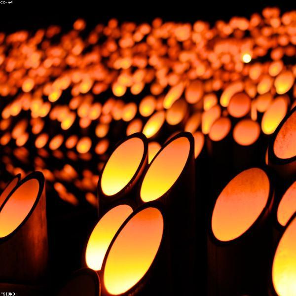 Đèn tre thủ công