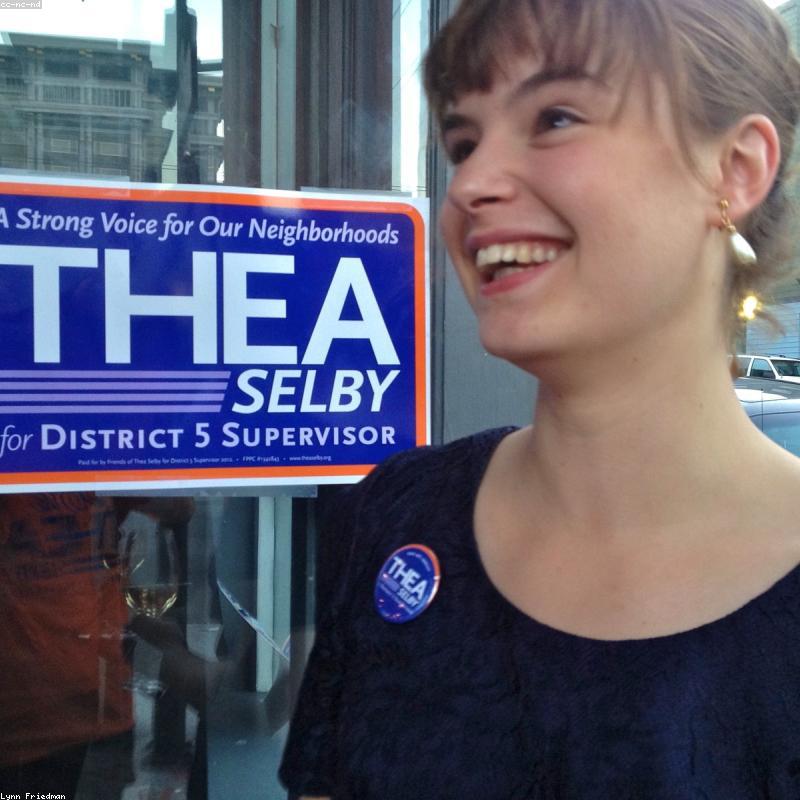 Thớt Tre Ép Kháng Khuẩn BambooHome