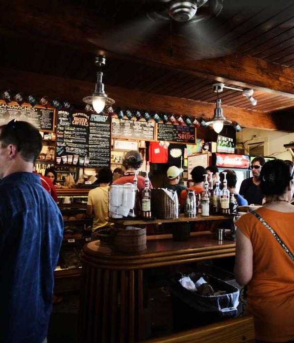 Zen Matcha House - Space